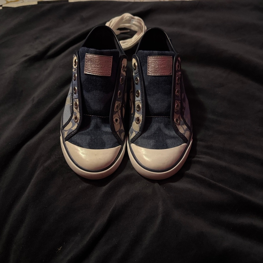 Coach Poppy Barrett Sneakers Denim Blue Signature Patchwork Print Women’s 7 Shoe - Picture 15 of 16